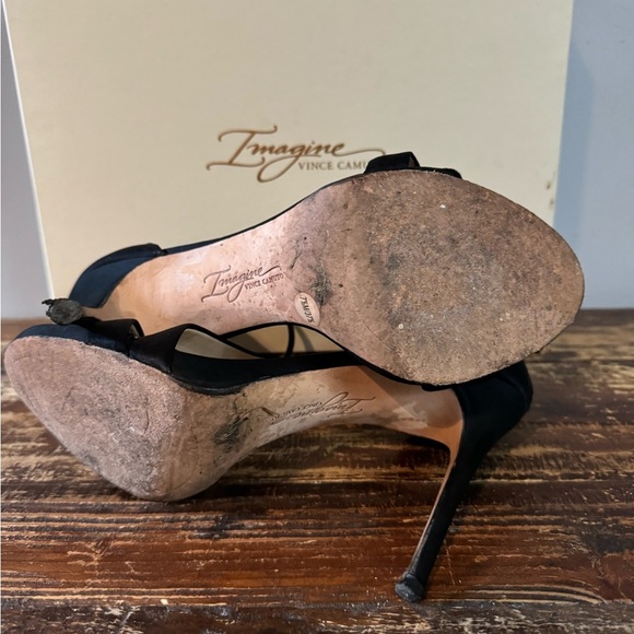 Imagine by Vince Camuto-black satin evening shoe-size 7.5 - Picture 10 of 11